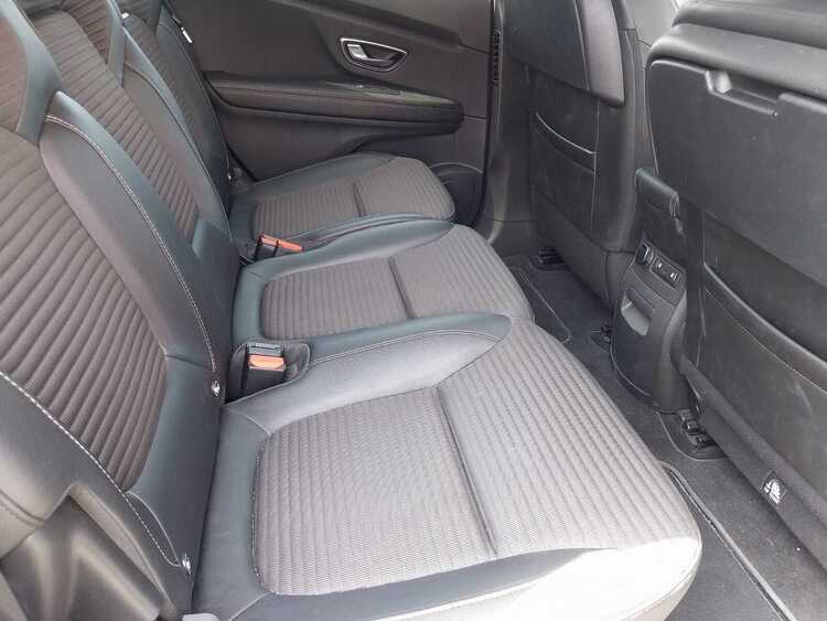 Renault Scenic <span class=
